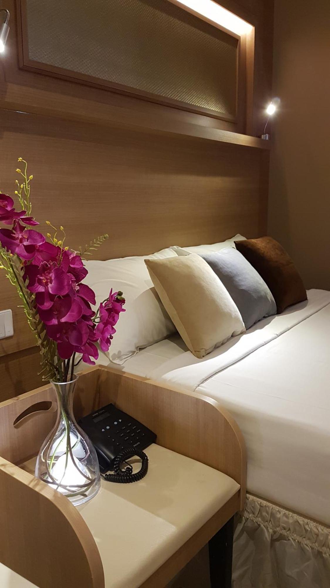 Robertson Quay Hotel 3*