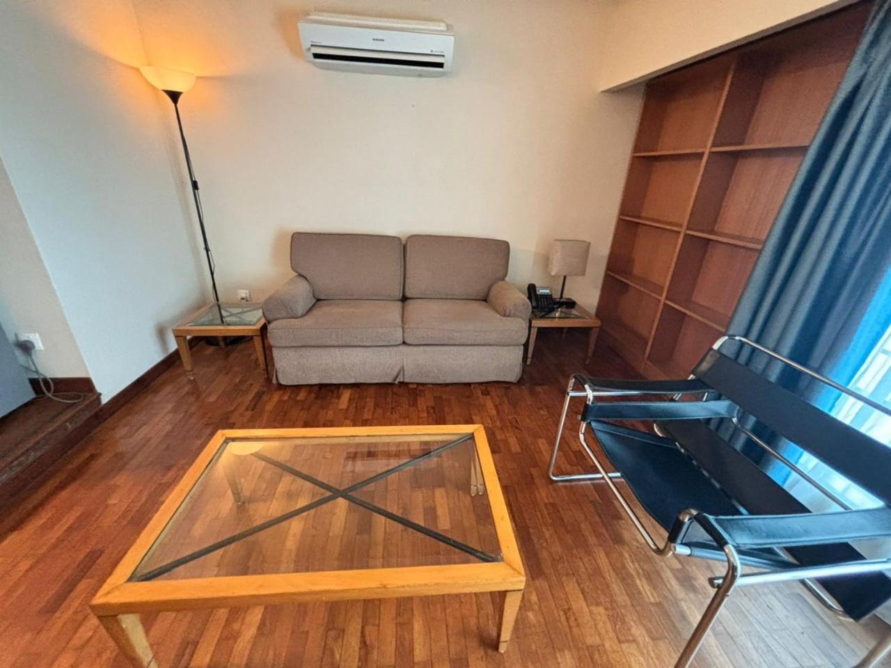 Orchard Point Serviced 4* Singapore