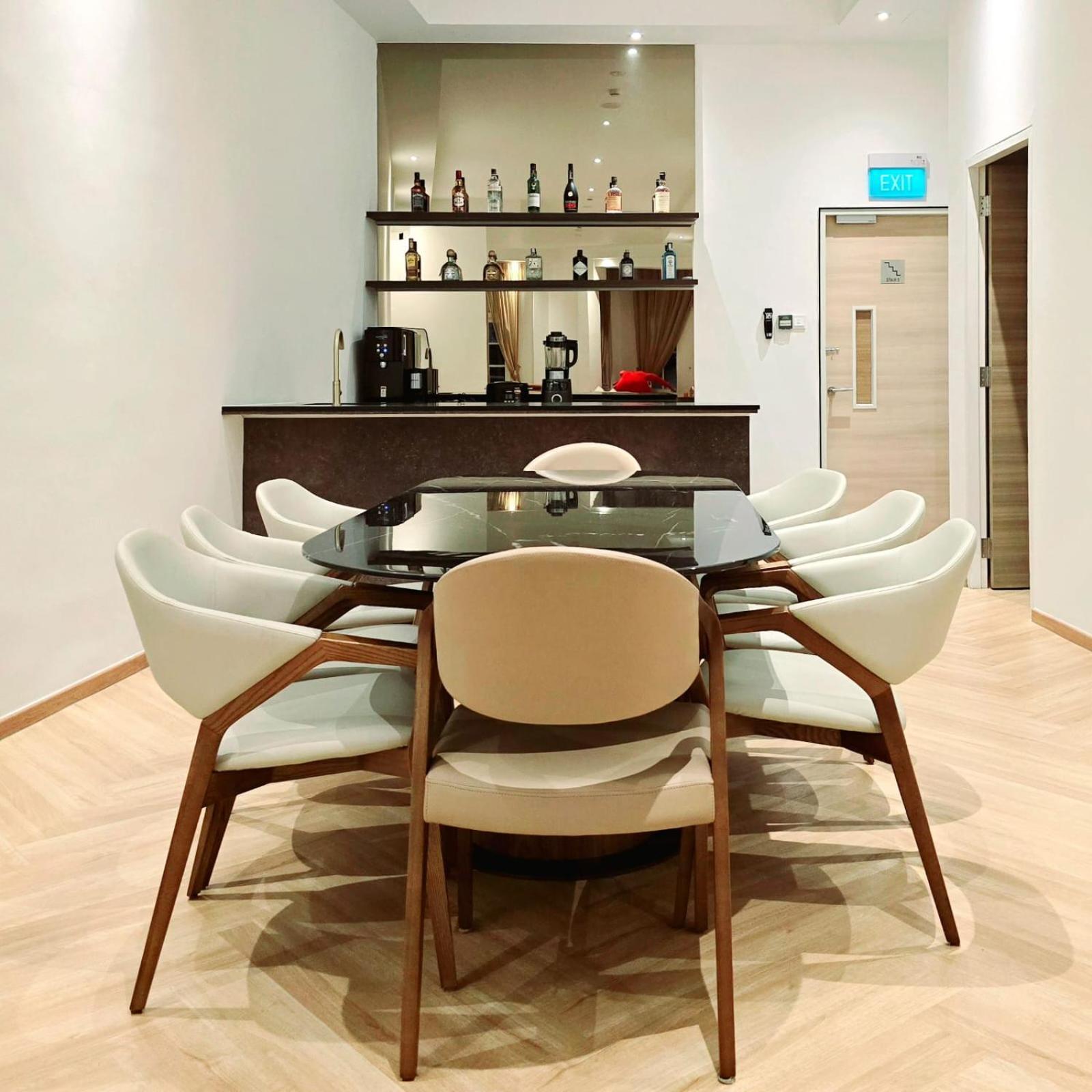Bugis Hovoh Boutique Service Hotel 5*