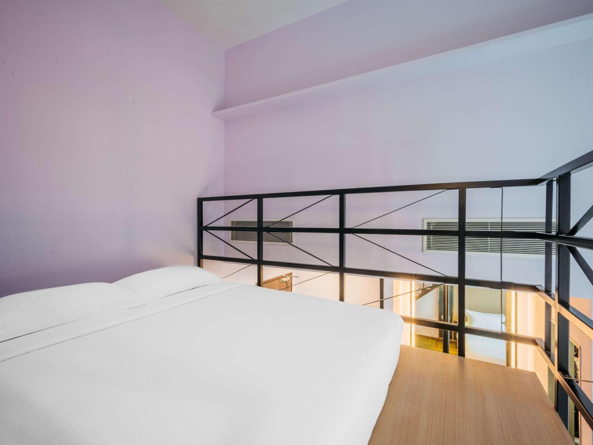 Hotel Mercure Tyrwhitt 4*