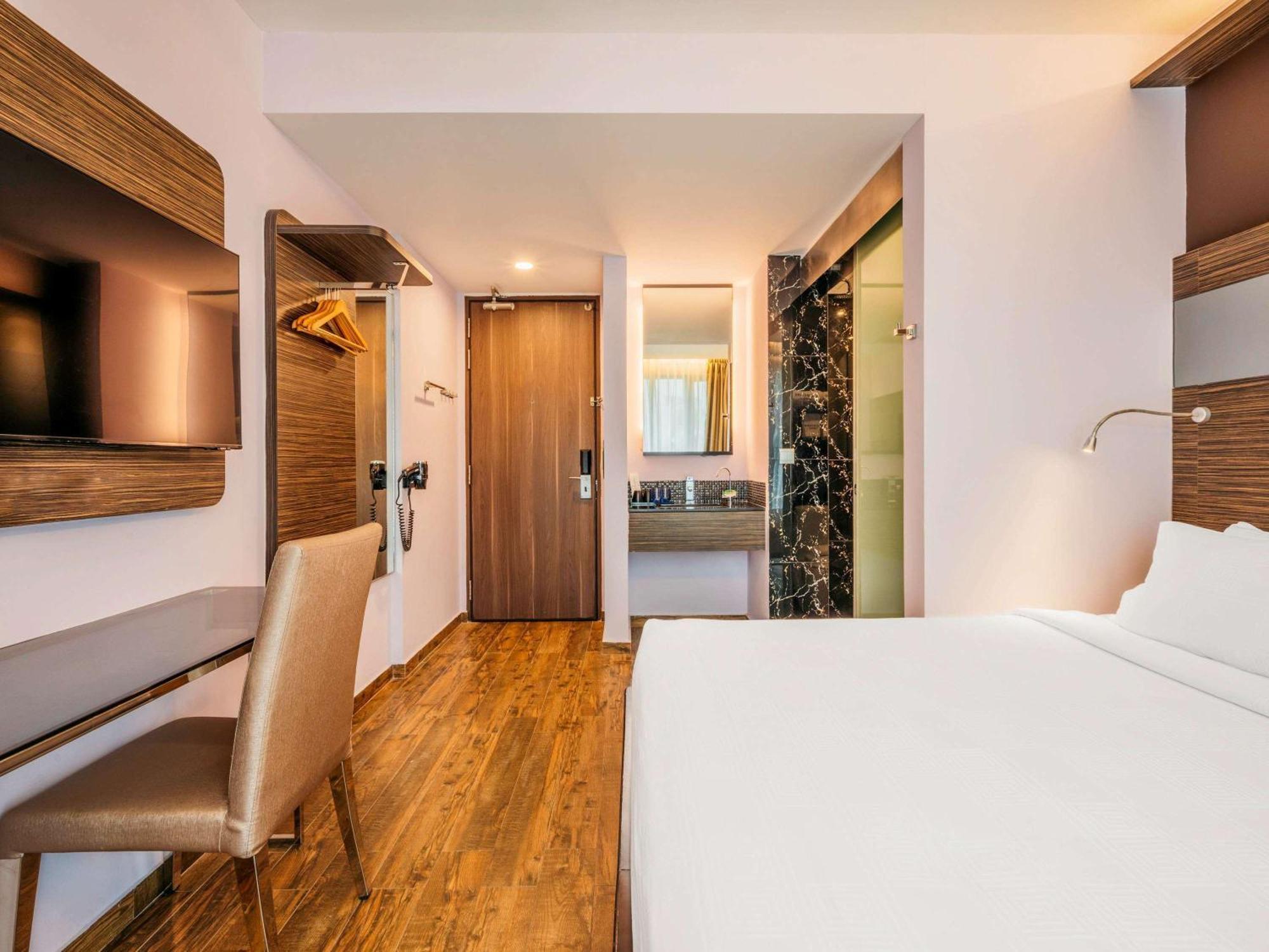 Mercure Tyrwhitt 4*