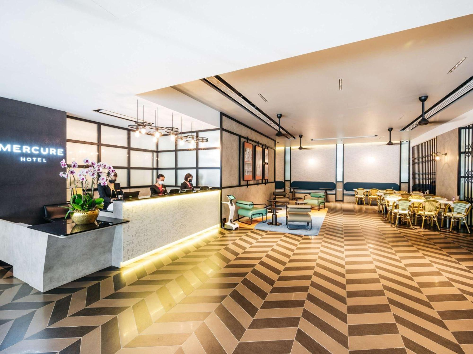 Mercure Tyrwhitt 4*