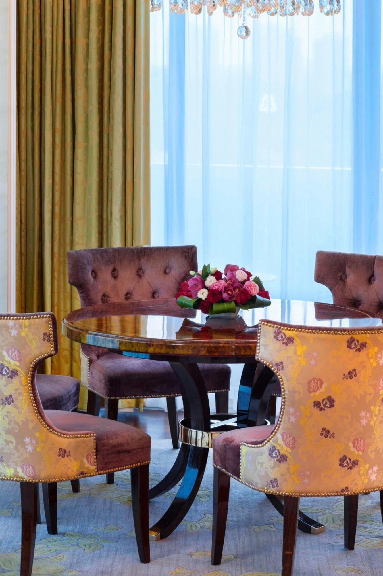Hotel The St. Regis