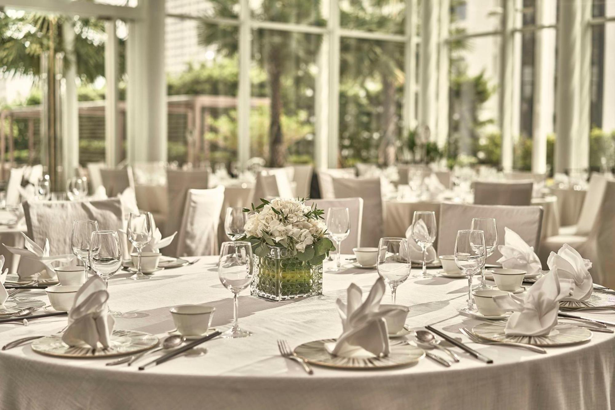 Hotel Conrad Marina Bay 5*