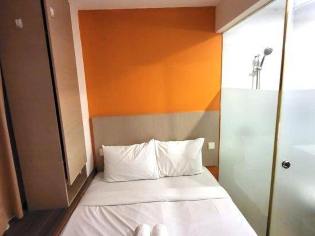 Hotel Reddoorz Premium @ Balestier Singapura