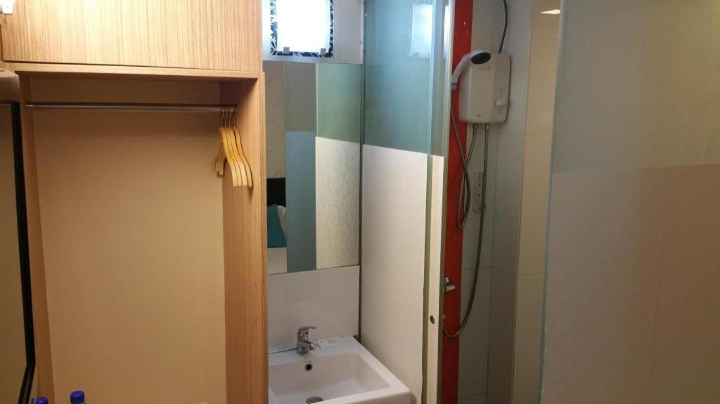 85 Garden Hotel 2*