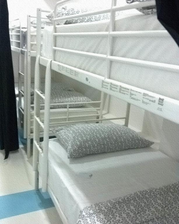 Drop Hostel Singapore