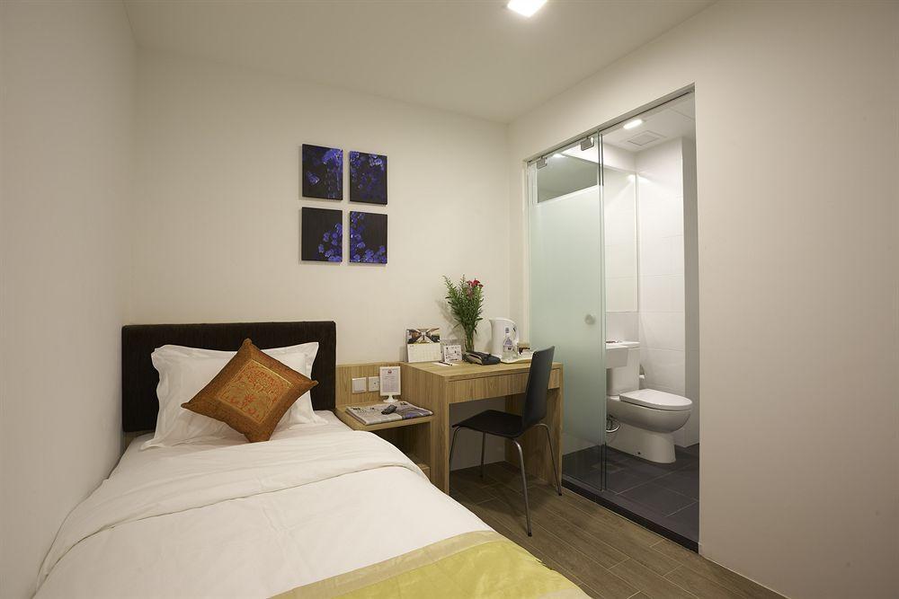 Dash Living On Mackenzie 3* Singapore