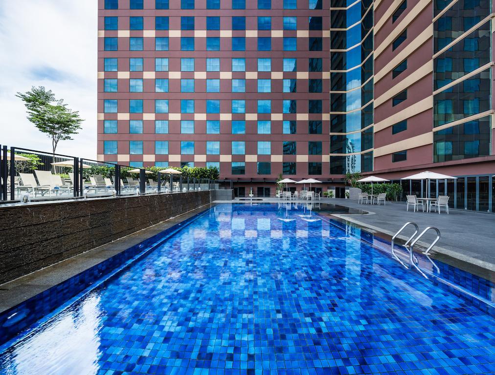 Hotel Grand Mercure Roxy Singapore