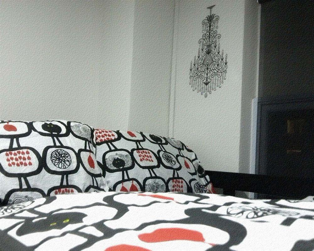 Hostel Drop *