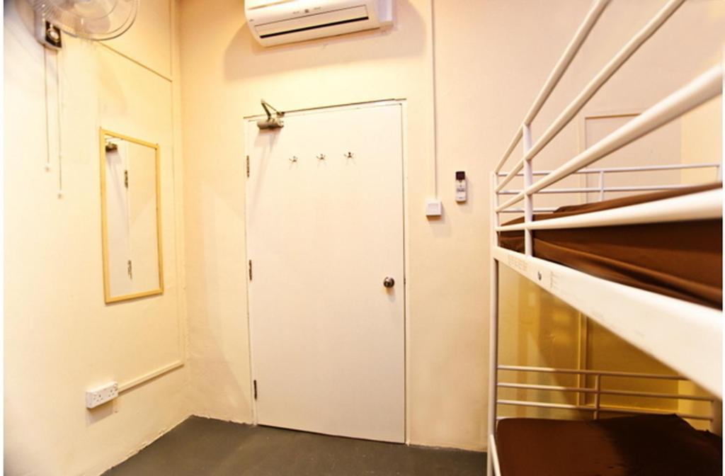 Drop Hostel *