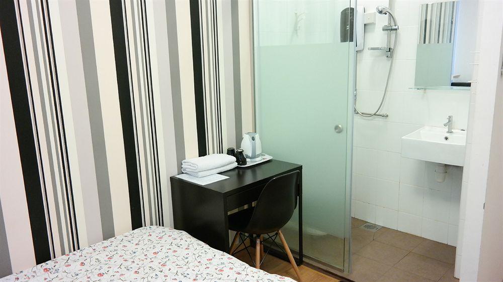 Plush Pods Hostel Singapore