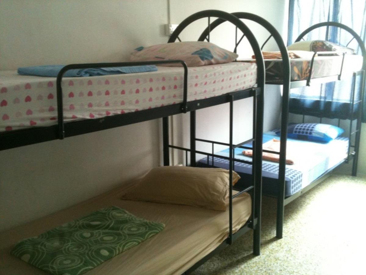 Urban Hostel *