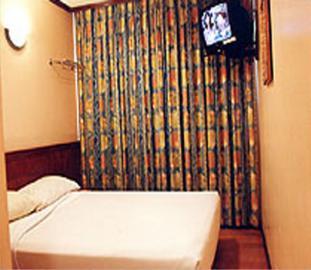 81 Premier Hollywood Hotel