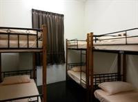 Travellers Loft At Lavender Hostel Hotel