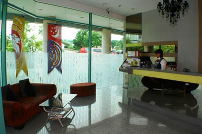 Hotel The Quay West Coast 3*