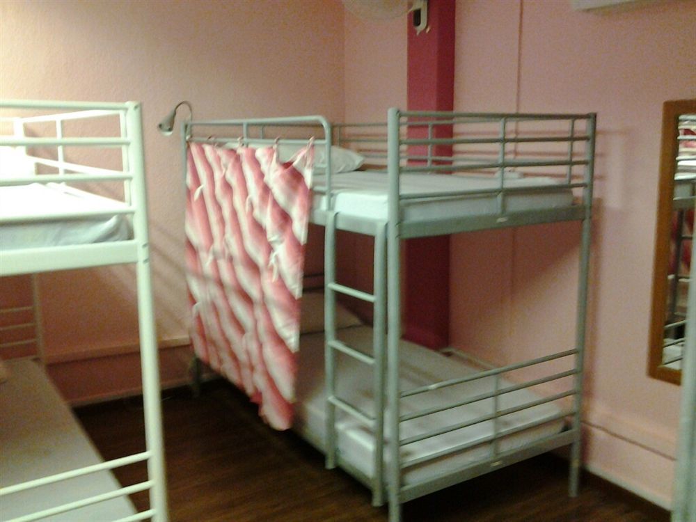 Vintage @ Clarke Quay Hostel *