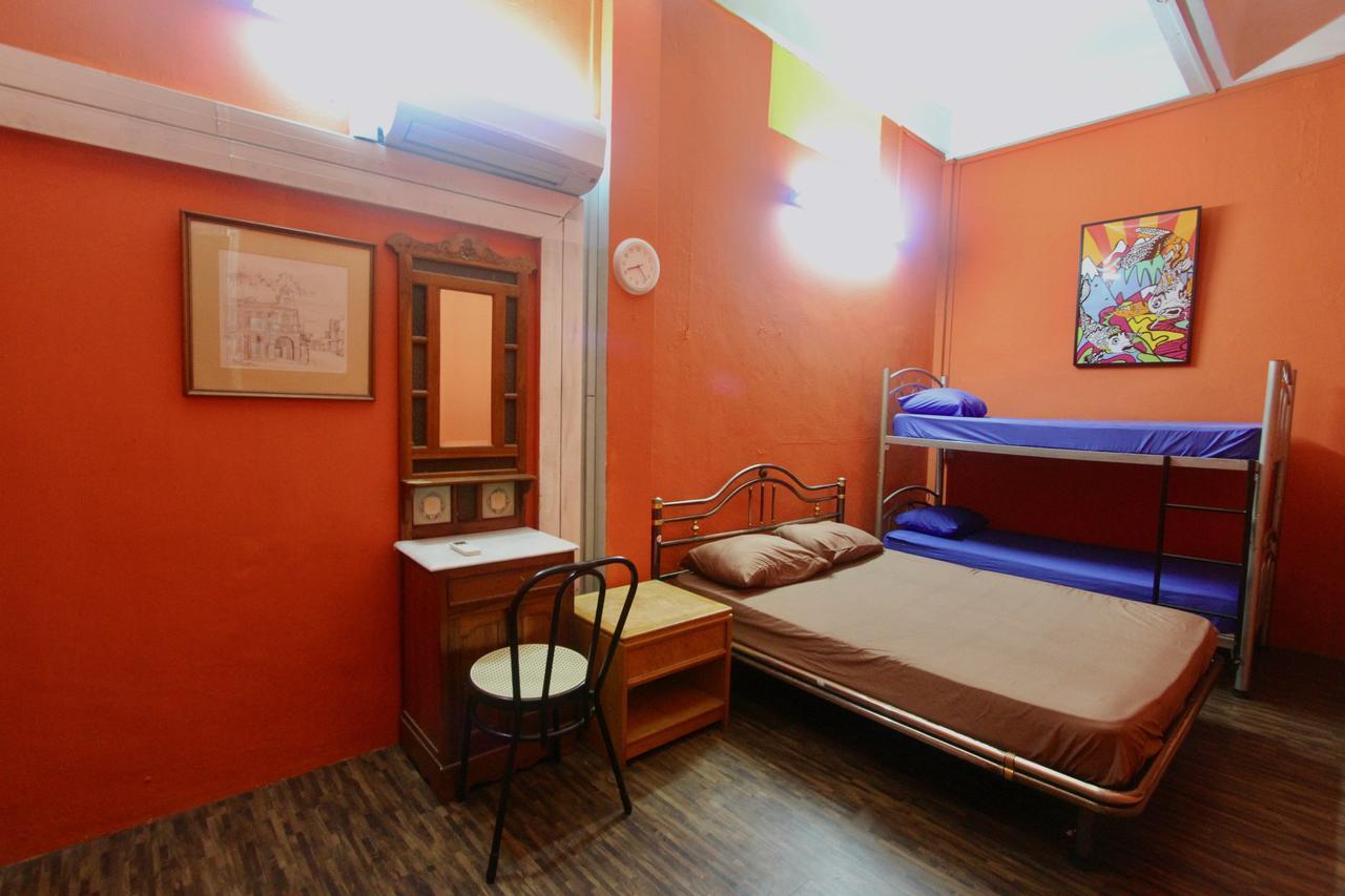 Asrama Backpacker Cozy Corner *