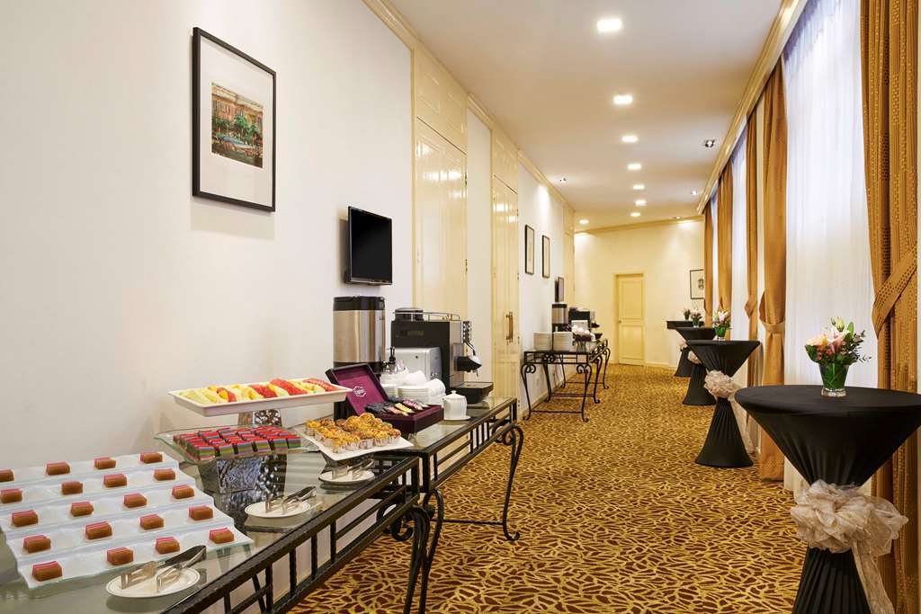 Hotel Village Bugis By Far East Hospitality 4*
