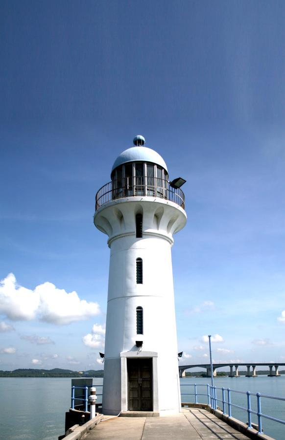 Rm 3*