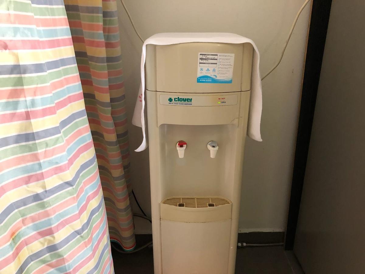 Pillow Talk Capsule hotel