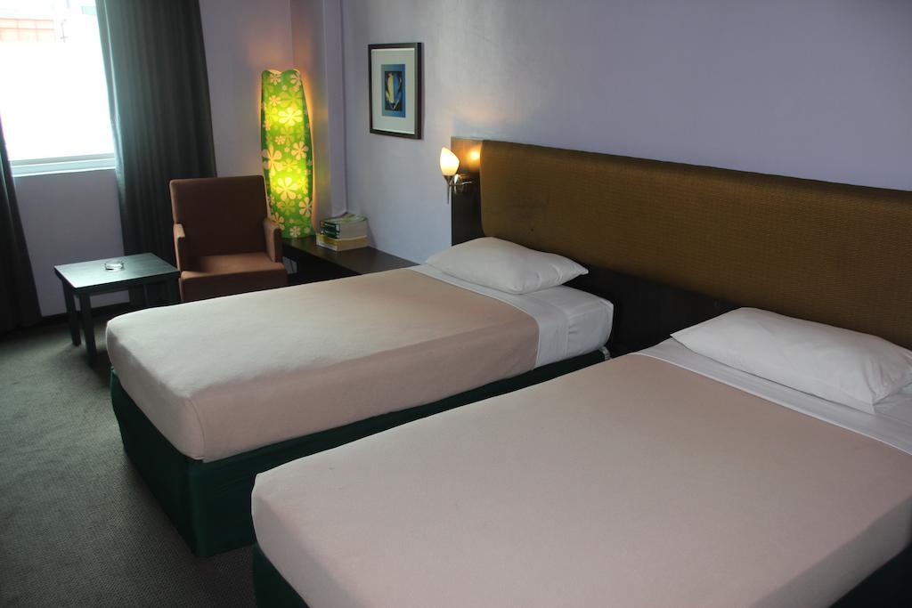 Strand Hotel 3*