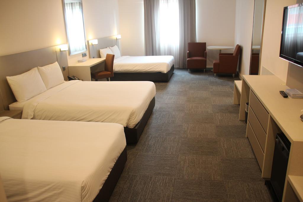 Strand Hotel