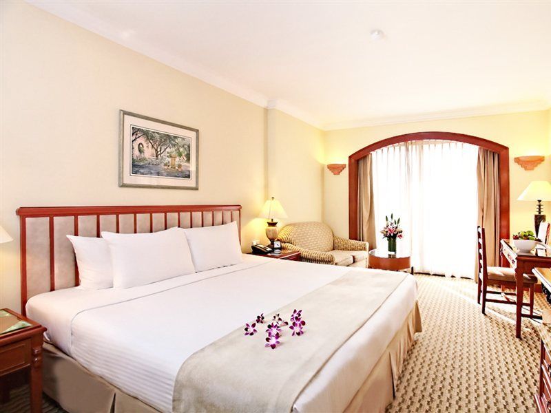 Hotel Orchard Rendezvous By Far East Hospitality 4*