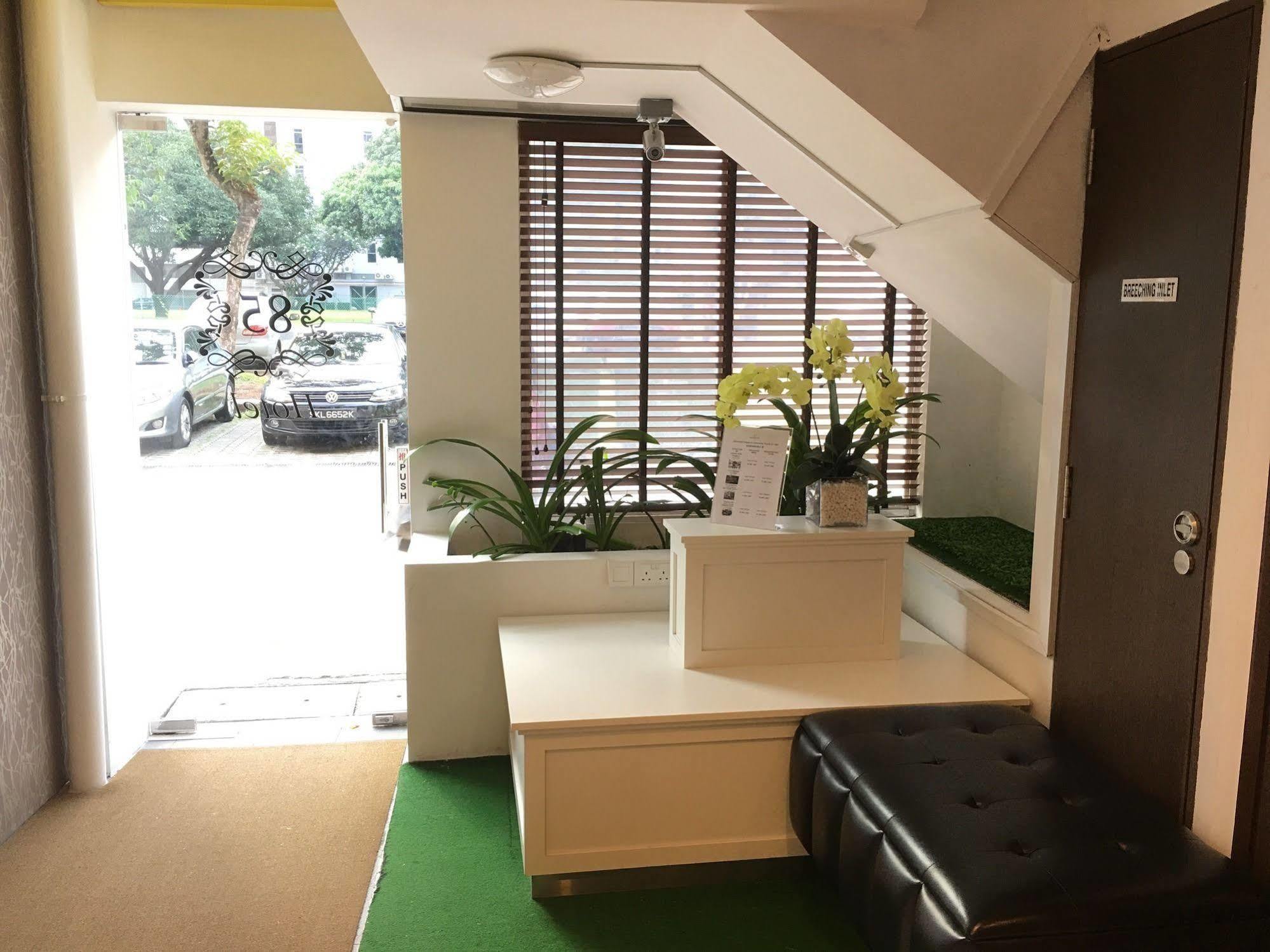 85 Garden Hotel Singapura