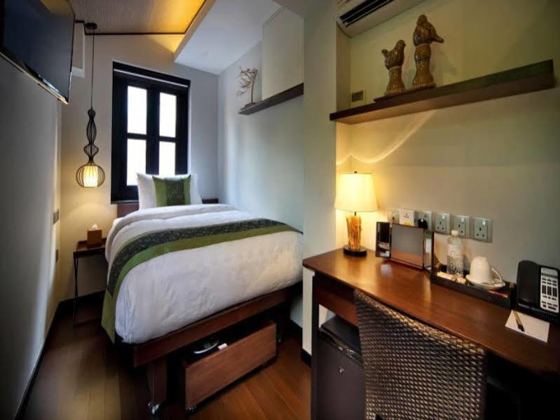 Clover 33 Jalan Sultan Hotel Singapura