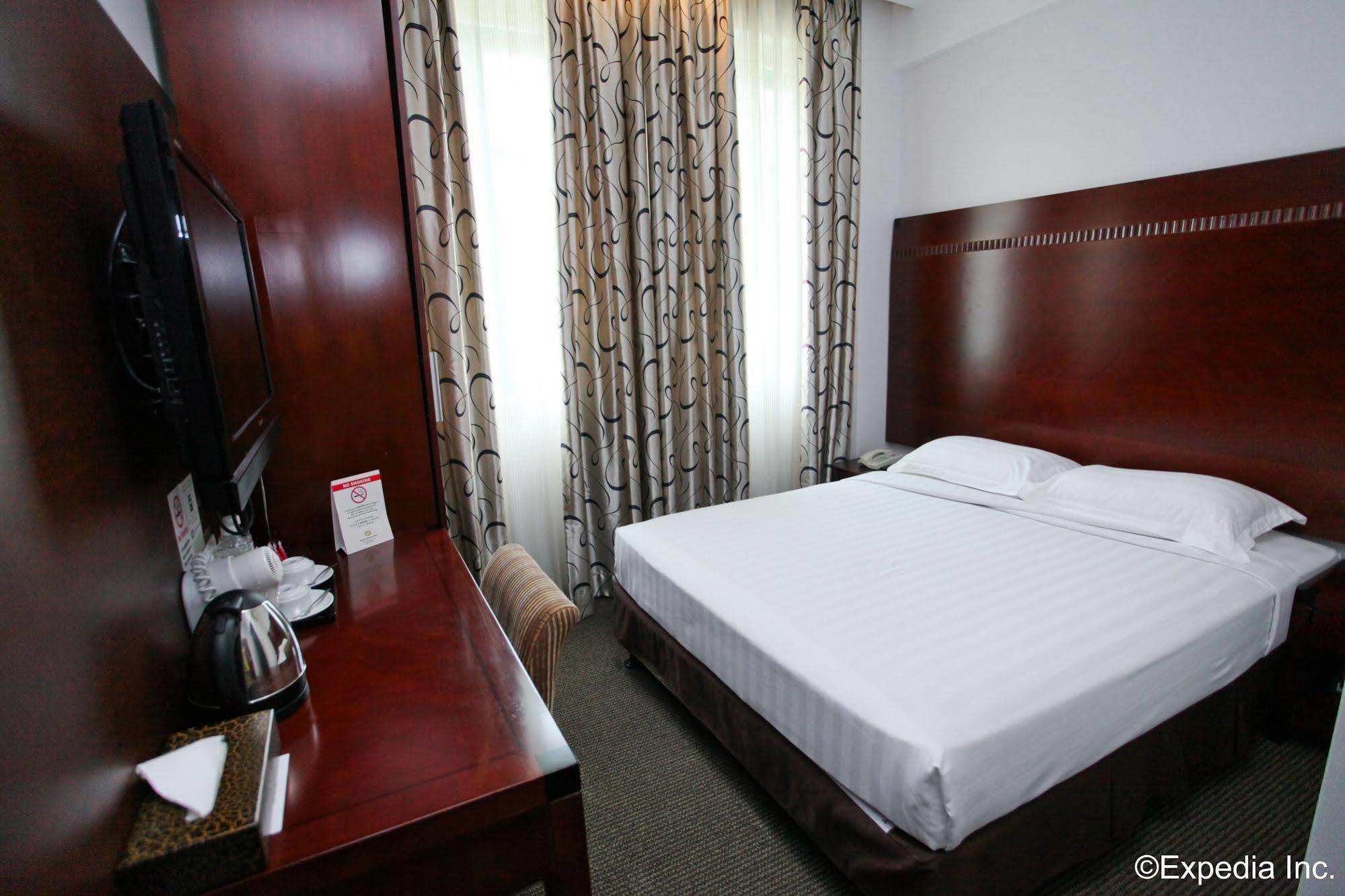 Hotel The Quay West Coast