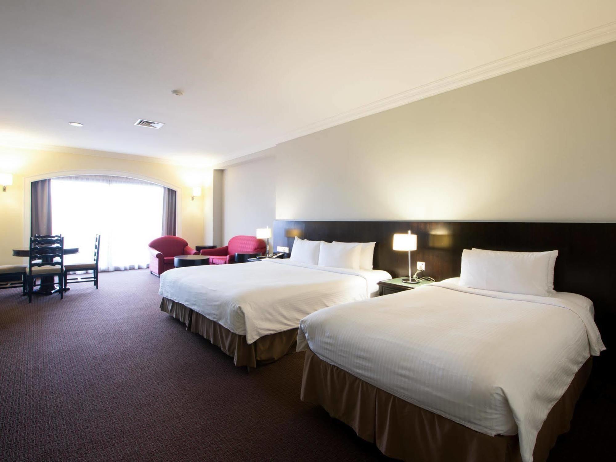 Hotel Orchard Rendezvous By Far East Hospitality 4*
