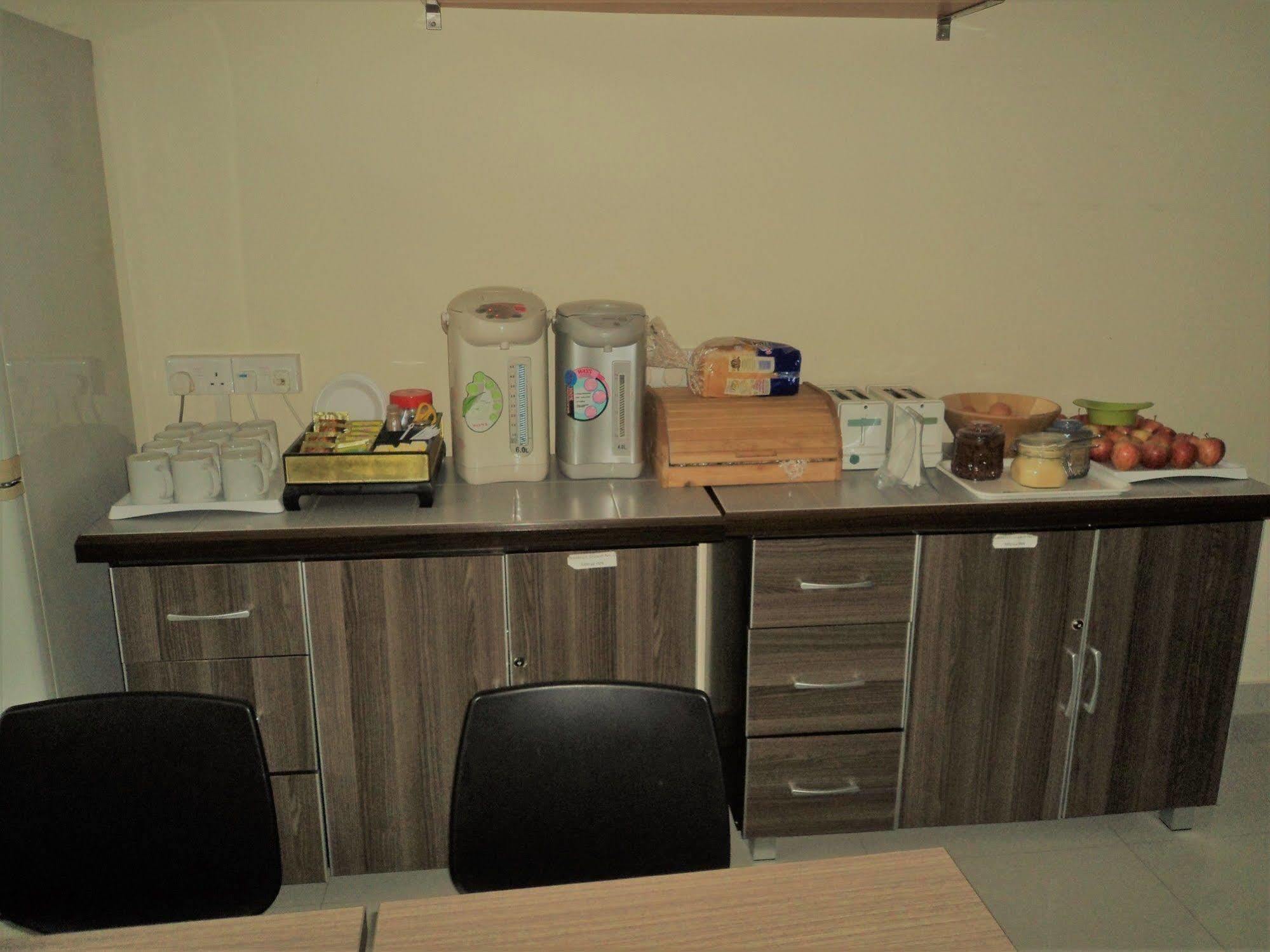 Hostel Mitraa