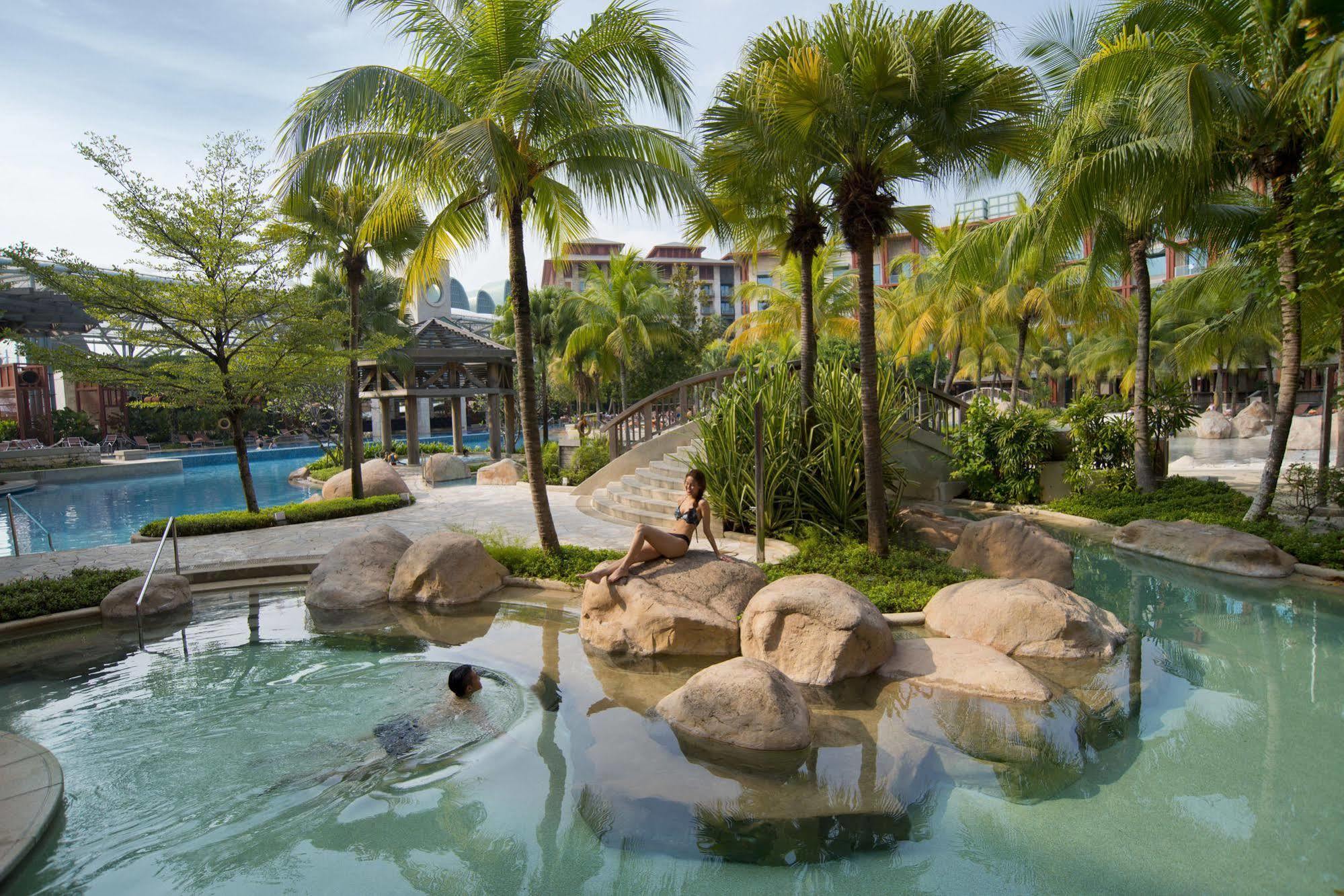 Resorts World Sentosa - Hotel Resort Singapore