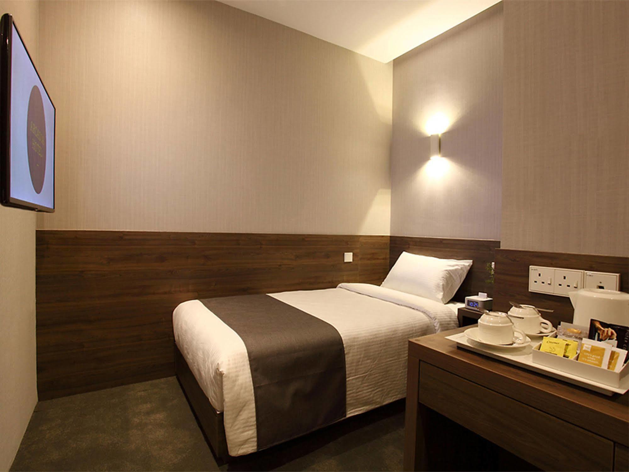 Hotel Arcadia Singapore