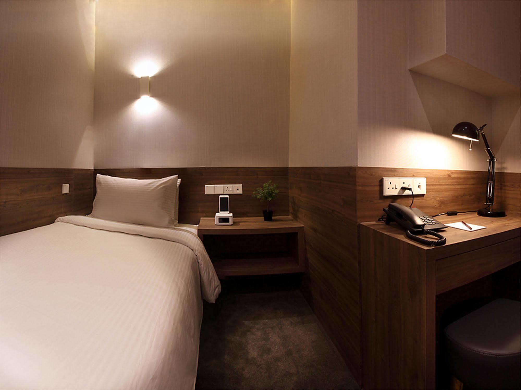 Arcadia 4* Singapore