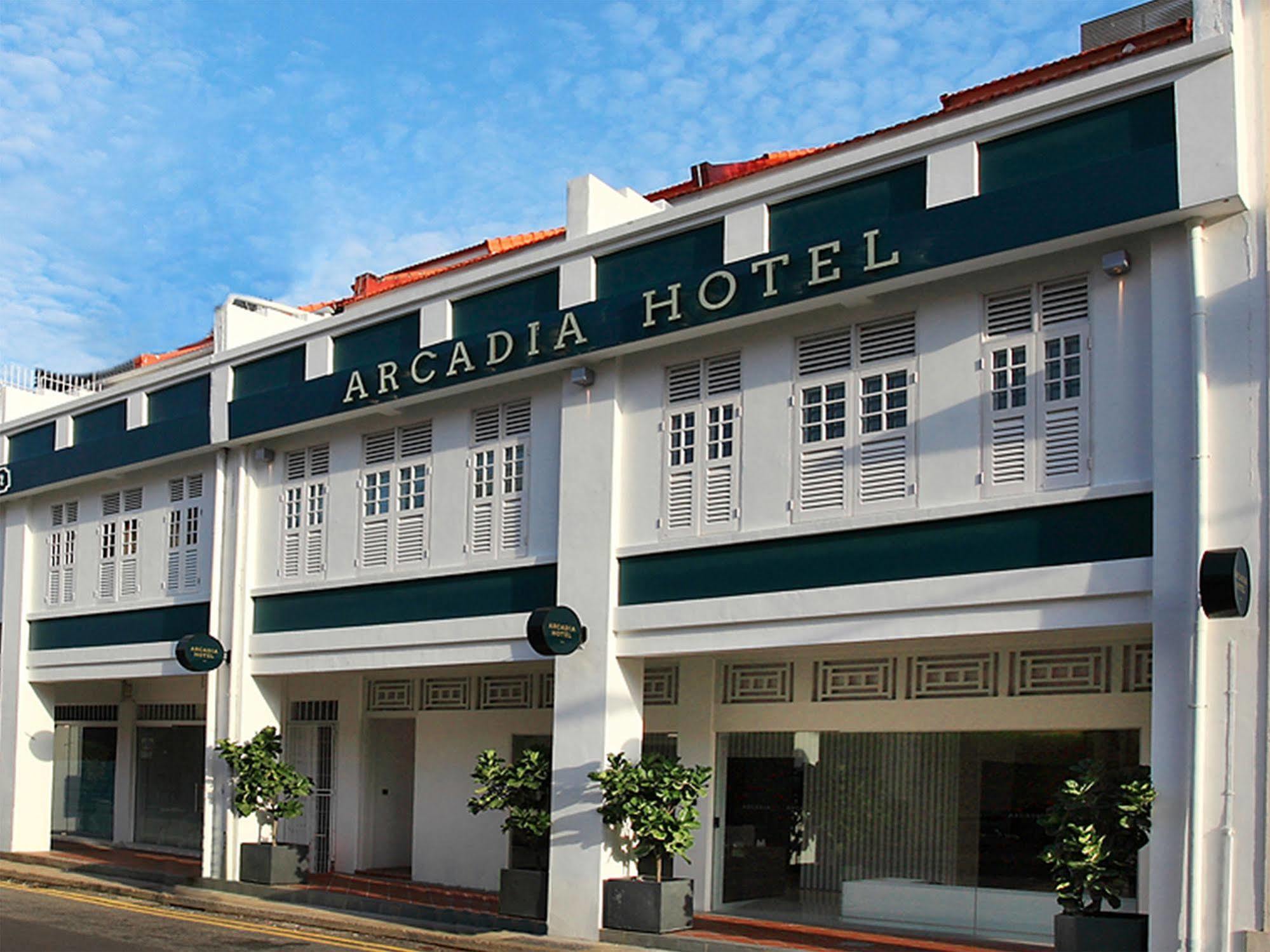 Arcadia 4*
