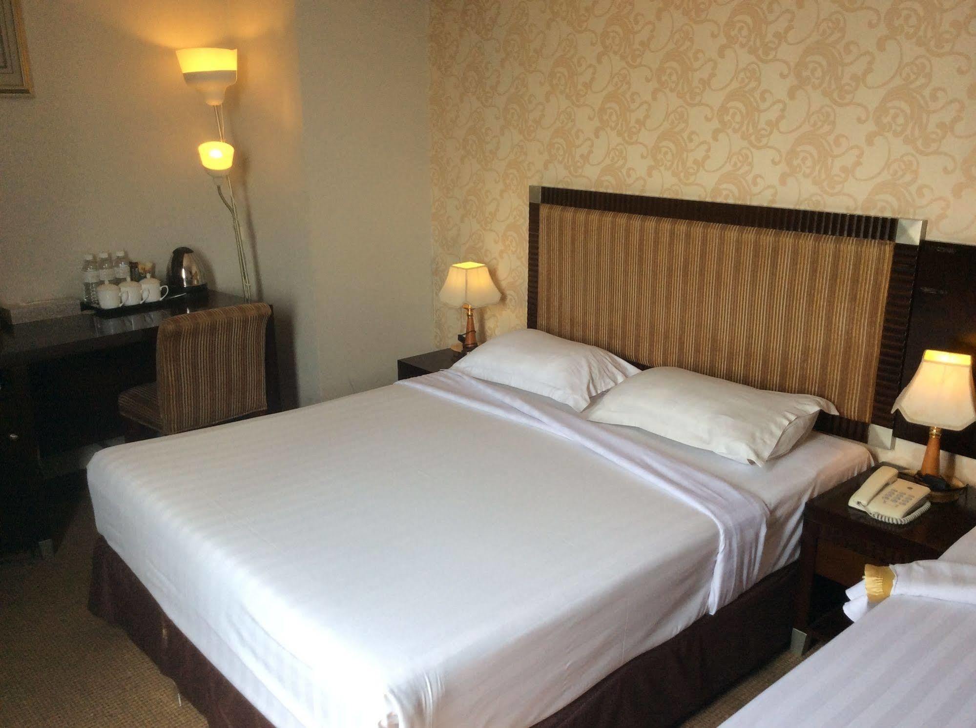 Hotel Reddoorz @ Aljunied