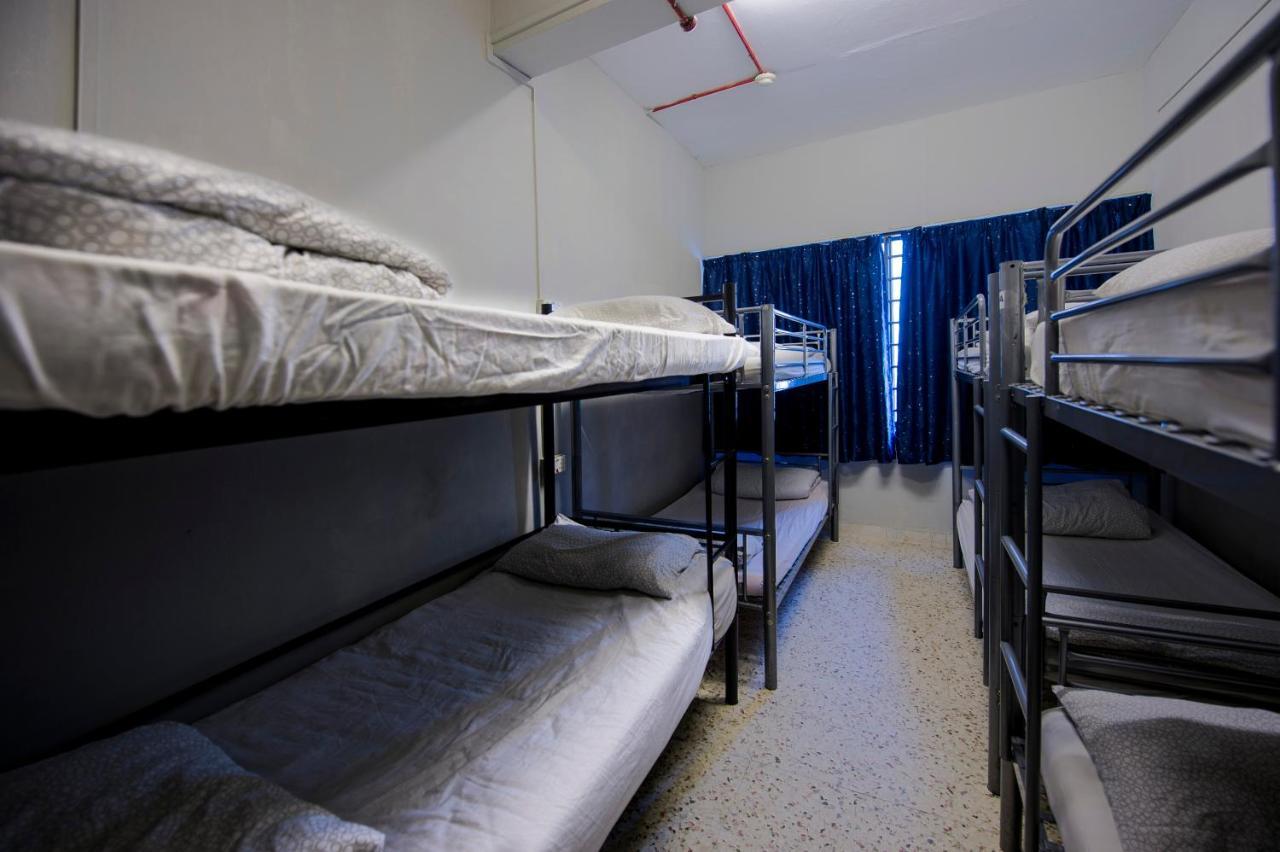 Urban Hostel *