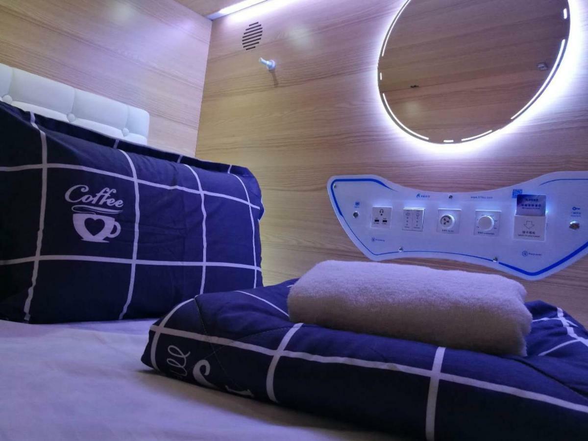 Capsulepod@aljunied Singapore
