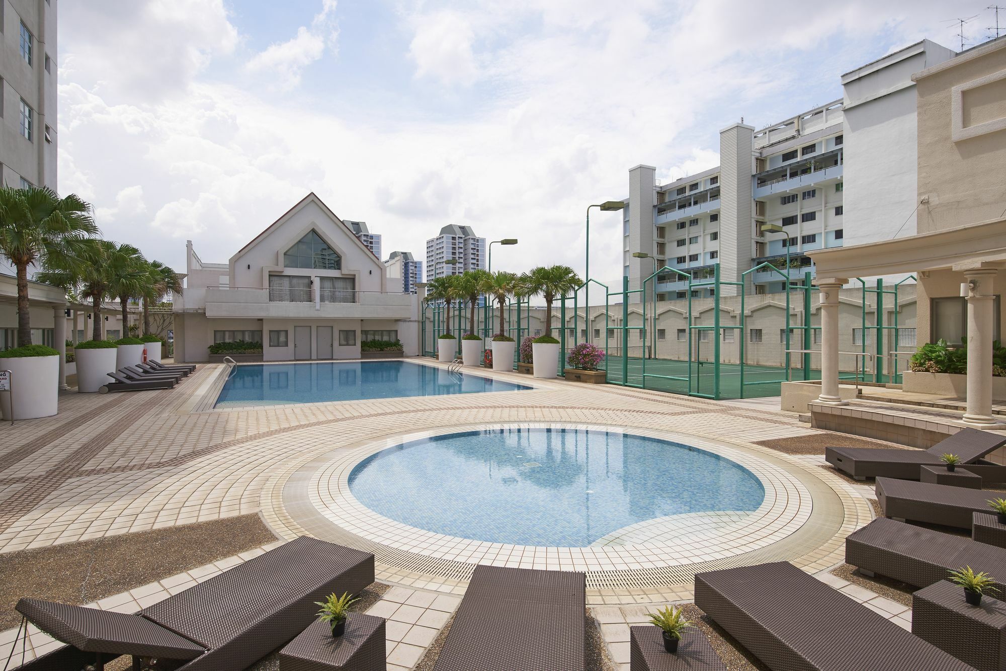 Village West Coast By Far East Hospitality Aparthotel 4*