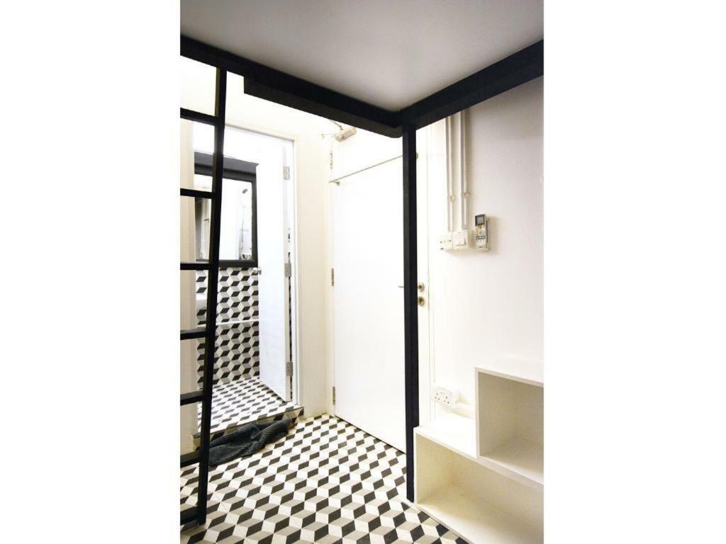 Jamilla Boutique Capsule hotel