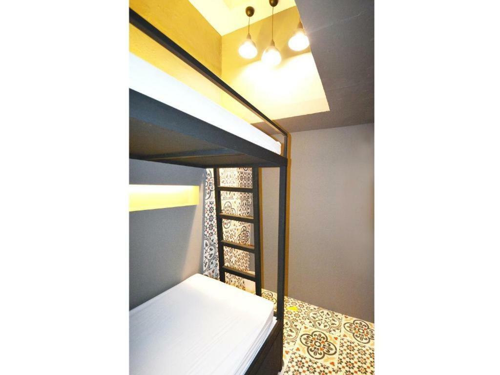 Jamilla Boutique Capsule hotel 2*