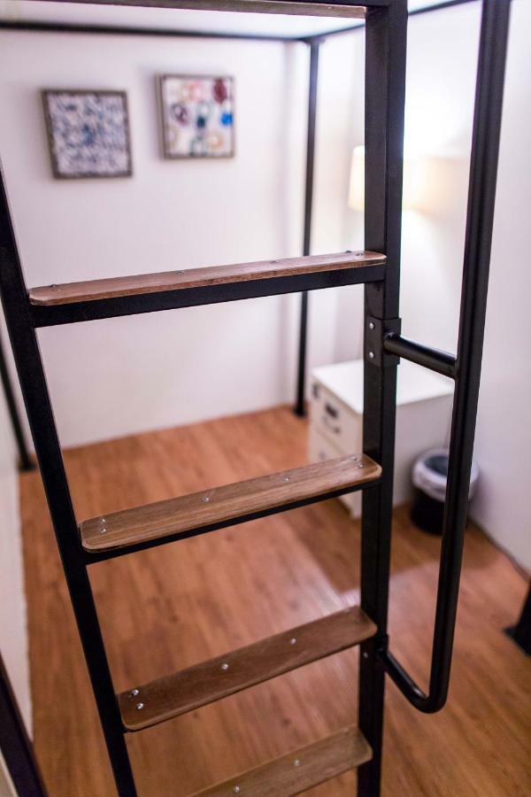 Capsule hotel Jamilla Boutique 2*