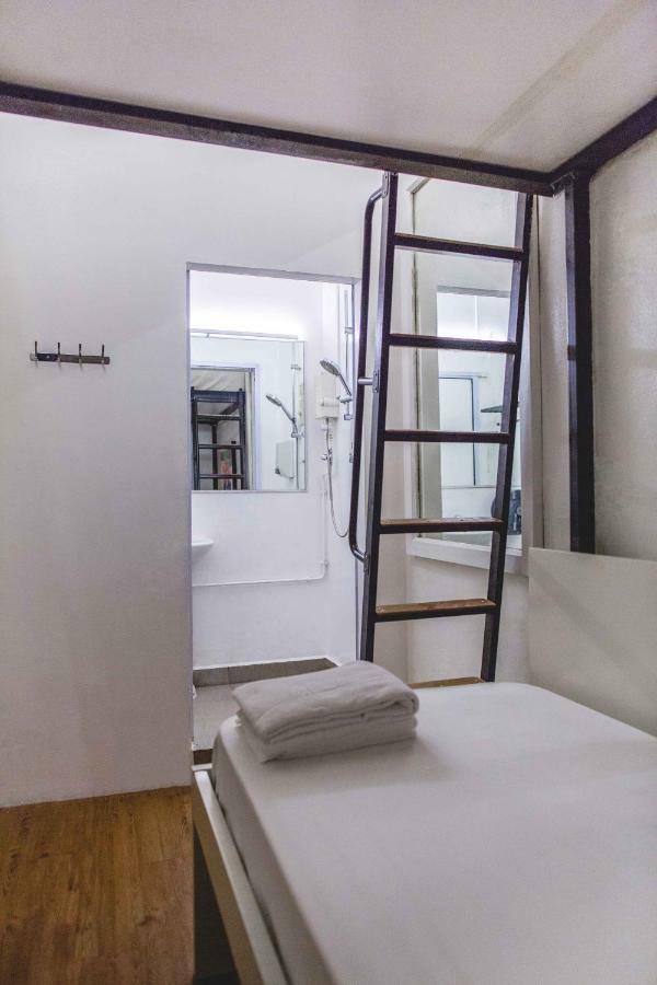 Capsule hotel Jamilla Boutique