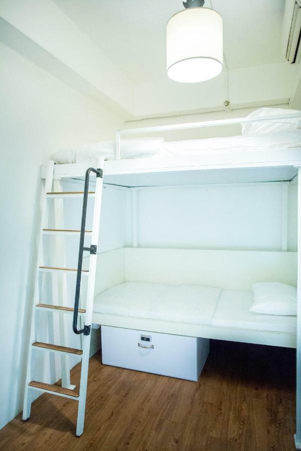 Jamilla Boutique Capsule hotel Singapore