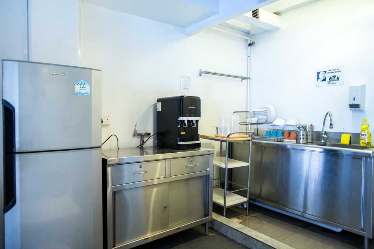 Jamilla Boutique Capsule hotel Singapore