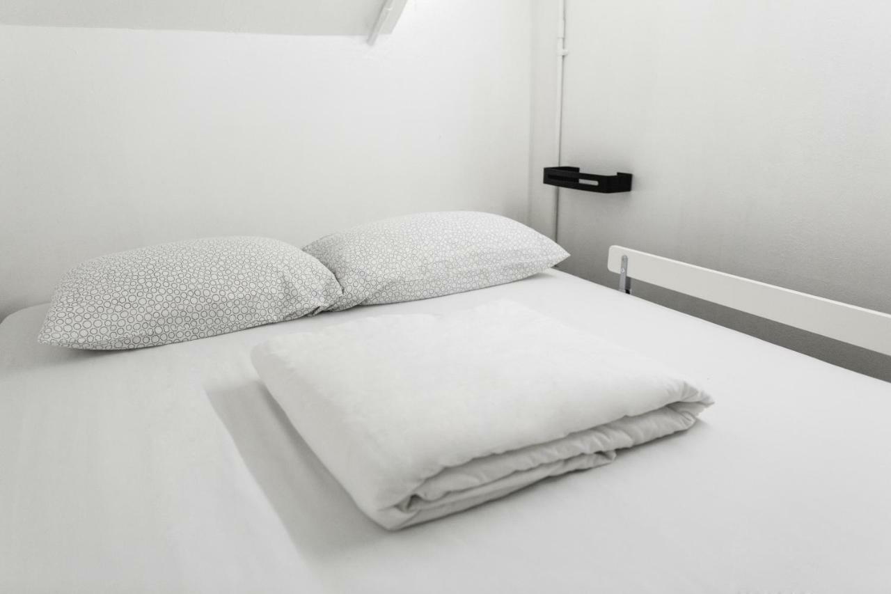 Capsule hotel Jamilla Boutique
