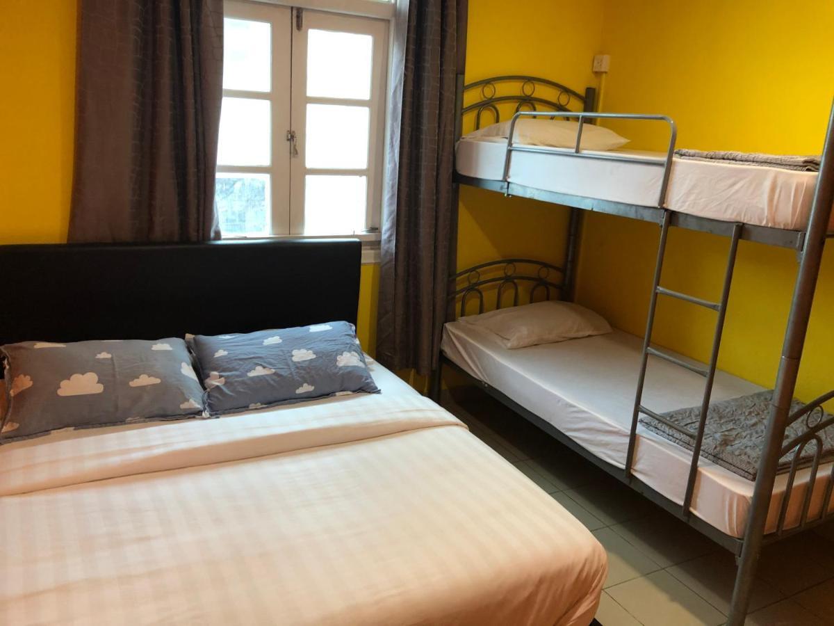 Hostel Snooze @dickson Road *