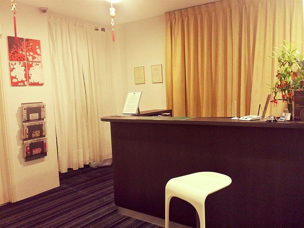 Dash Living On Mackenzie Hotel 3*